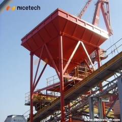 Rail type movable dust-proof hopper (belt conveyor)