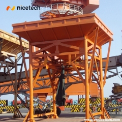 Rail type movable dust-proof hopper (belt conveyor)