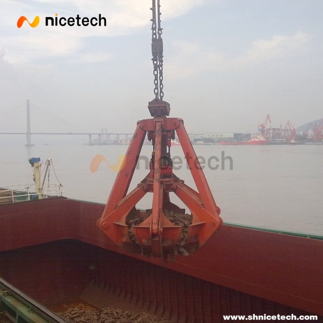 Four Rope Control Orange Peel Grab for steel scarp