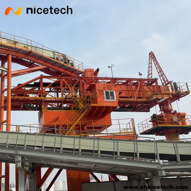 BELT CONVEYOR SHIP LOADER