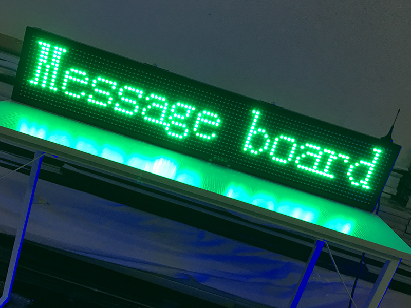 40X8 inch P10 indoor green LED sign wireless and usb programmable rolling information 1000x200MM led display screen