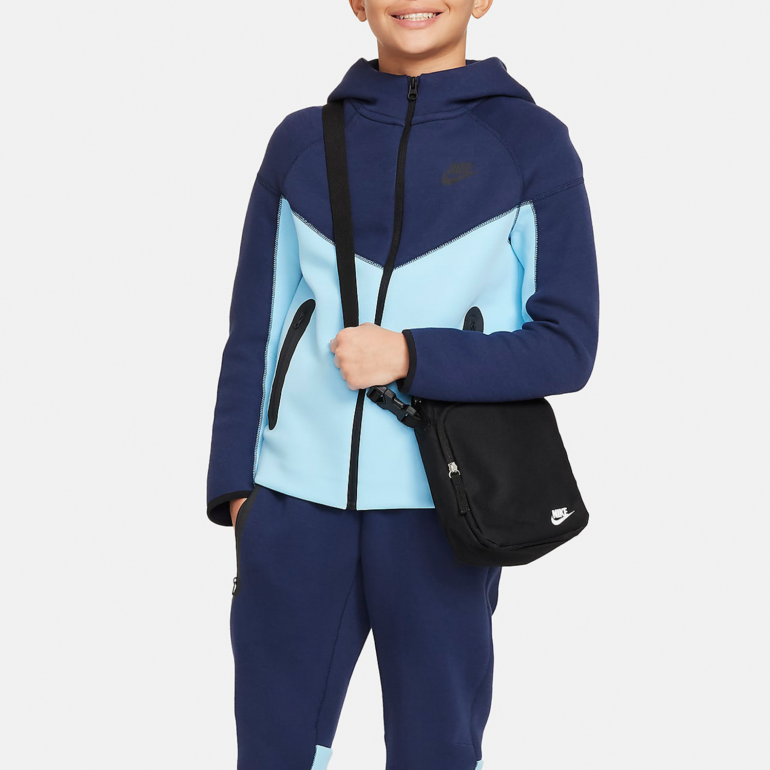 Nike New Youth Full-Zip Hooded Jacket with Panels FD3285-410