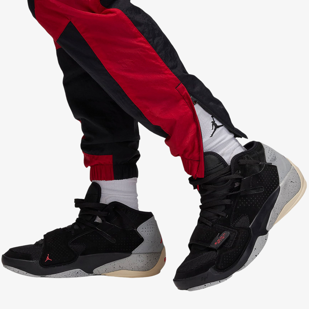 Nike JORDAN Men's Woven Breathable Tapered Athletic Pants DX9374-013