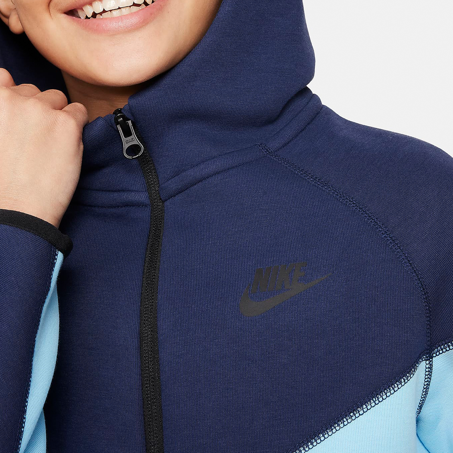 Nike New Youth Full-Zip Hooded Jacket with Panels FD3285-410