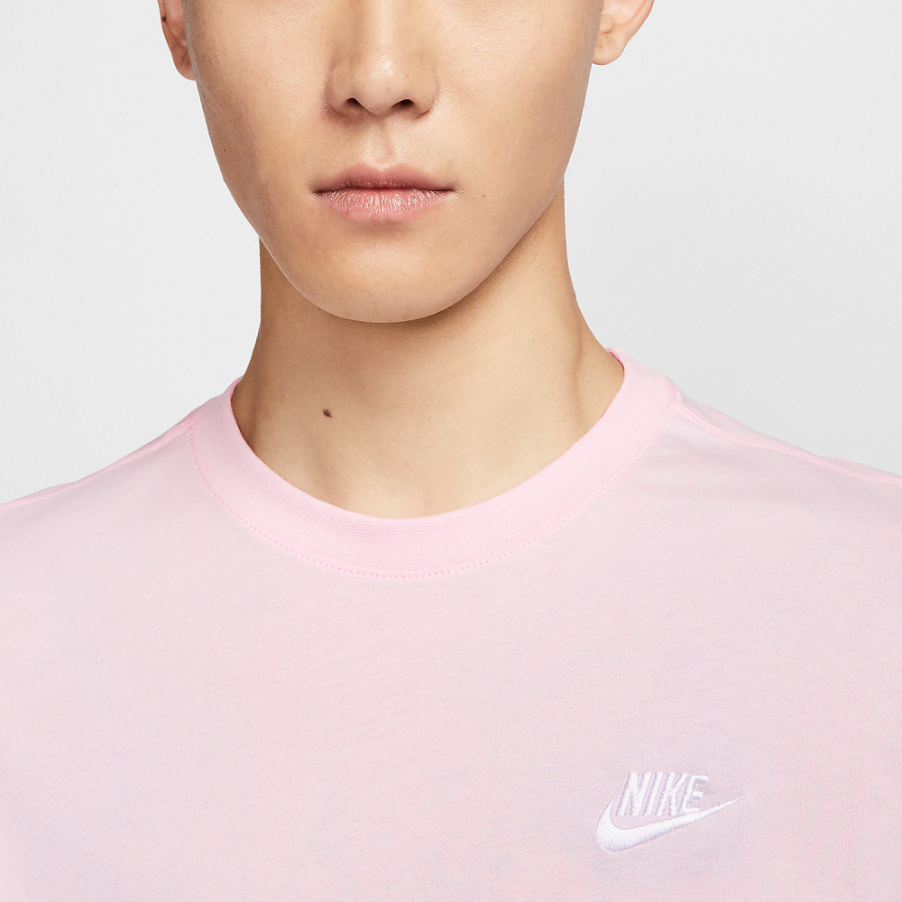 Nike Sportswear Club Men's Embroidered Soft T-Shirt AR4999-667