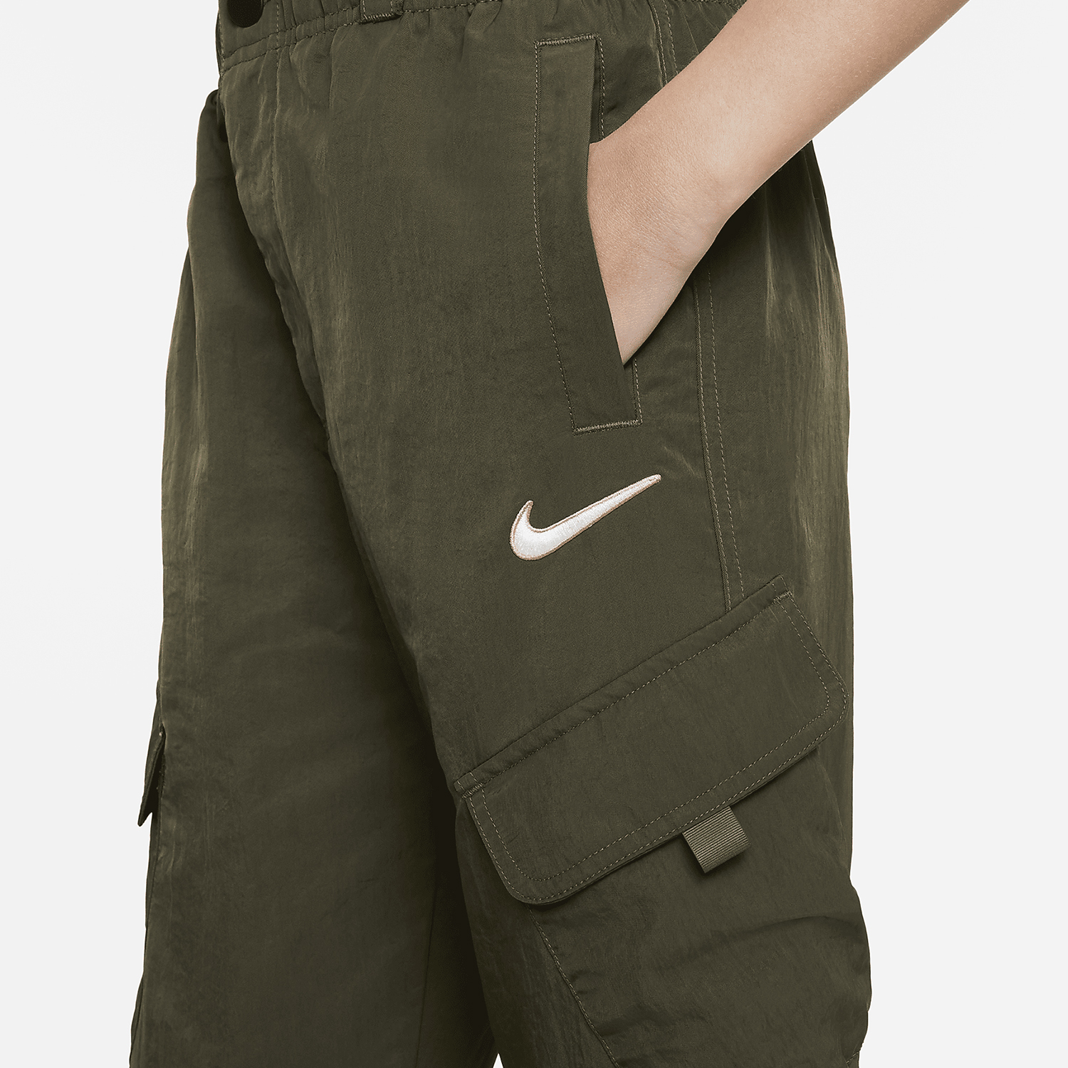 Nike Outdoor Play Big Kids' Woven Work Pants FD3239-325