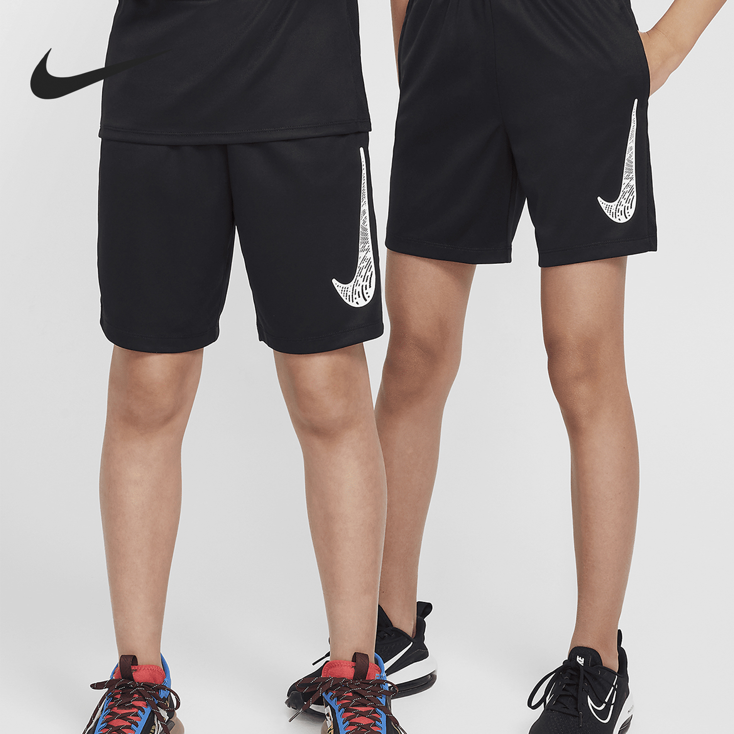 Nike DRI-FIT Boys' Patched Casual Breathable Sports Shorts FZ5034-010