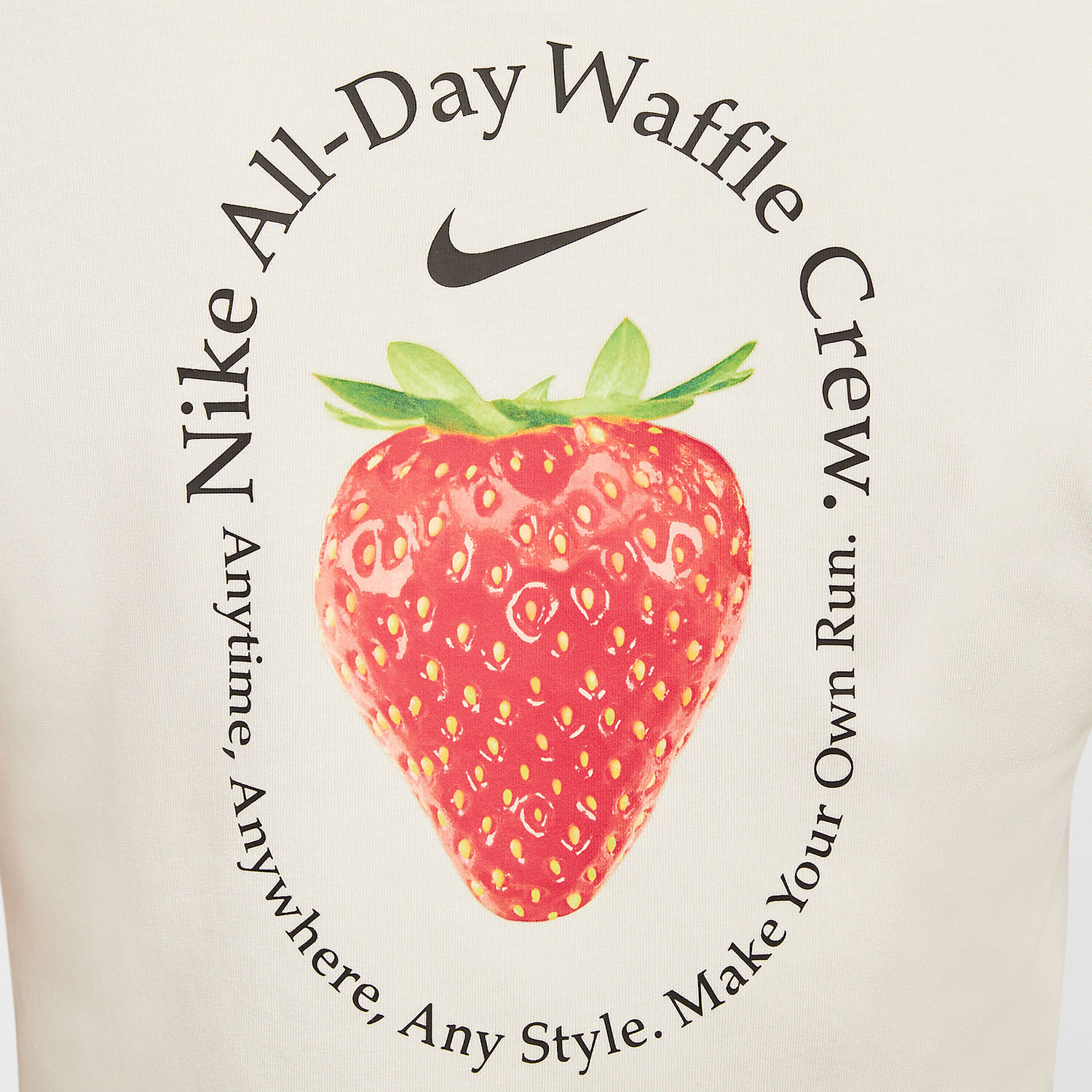 Nike Sportswear Women's Slim Fit Sport Short Sleeve T-Shirt HQ1196-133