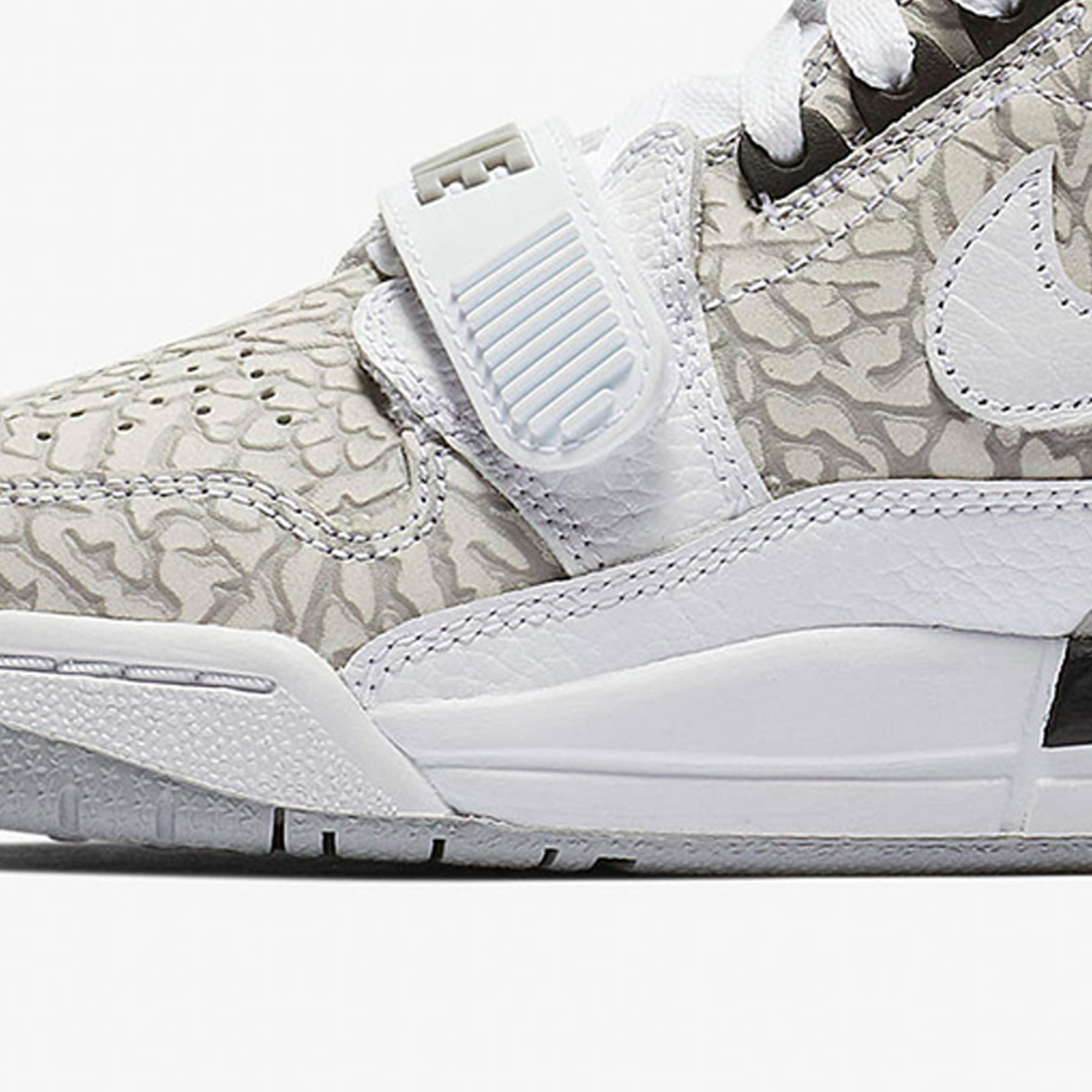 Nike JORDAN GS Women's and Children's Fashion Cushioned Basketball Shoes AT4040-100