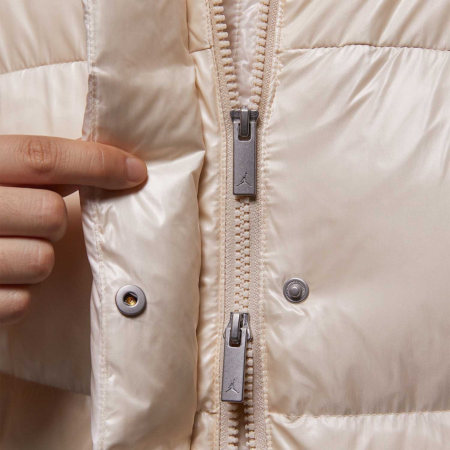 Nike JORDAN Women's Long Knee-length Cold-resistant Warm Down Jacket FV7144-203