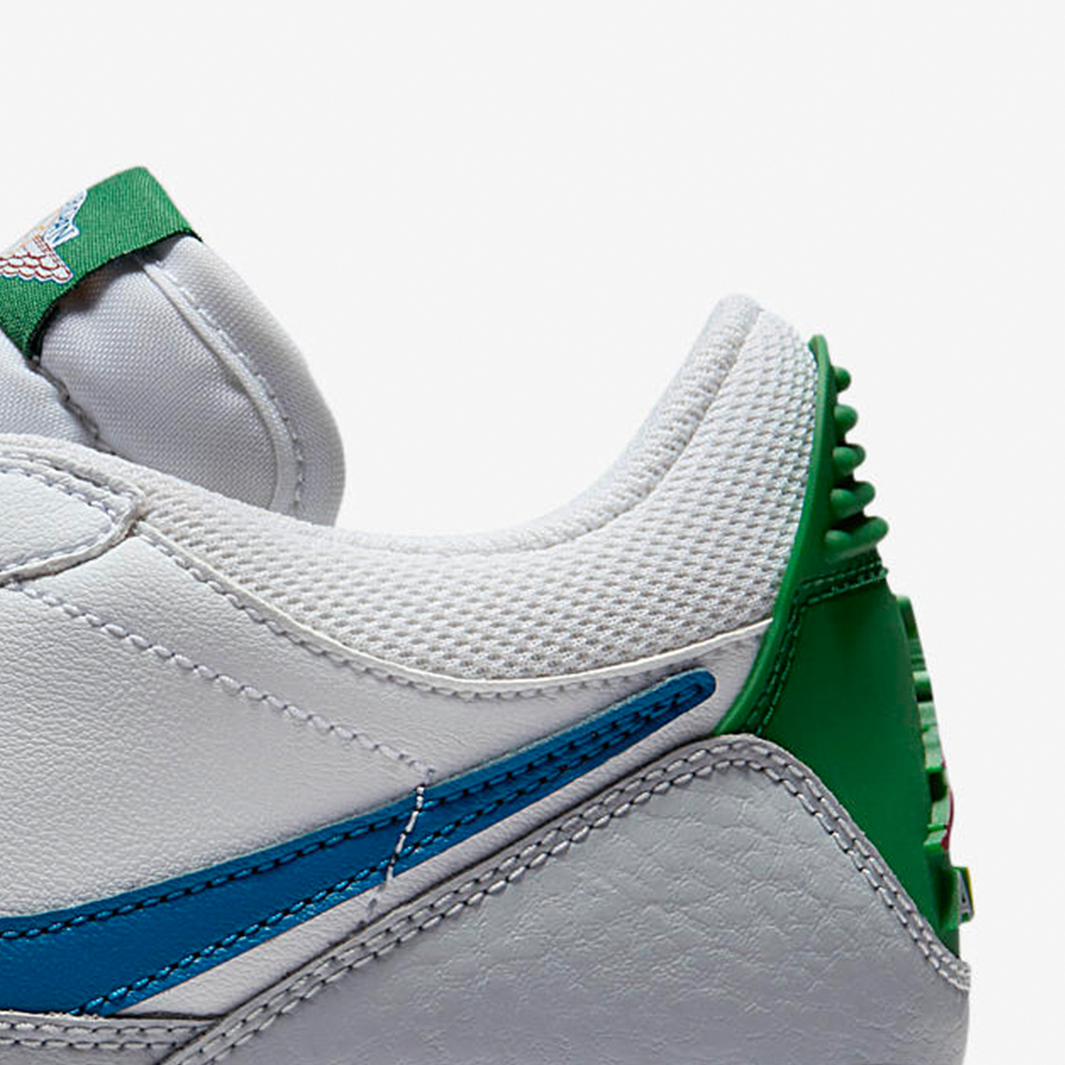 Nike New Season GS Women's Youth Low-Top Basketball Shoes CD9054-140