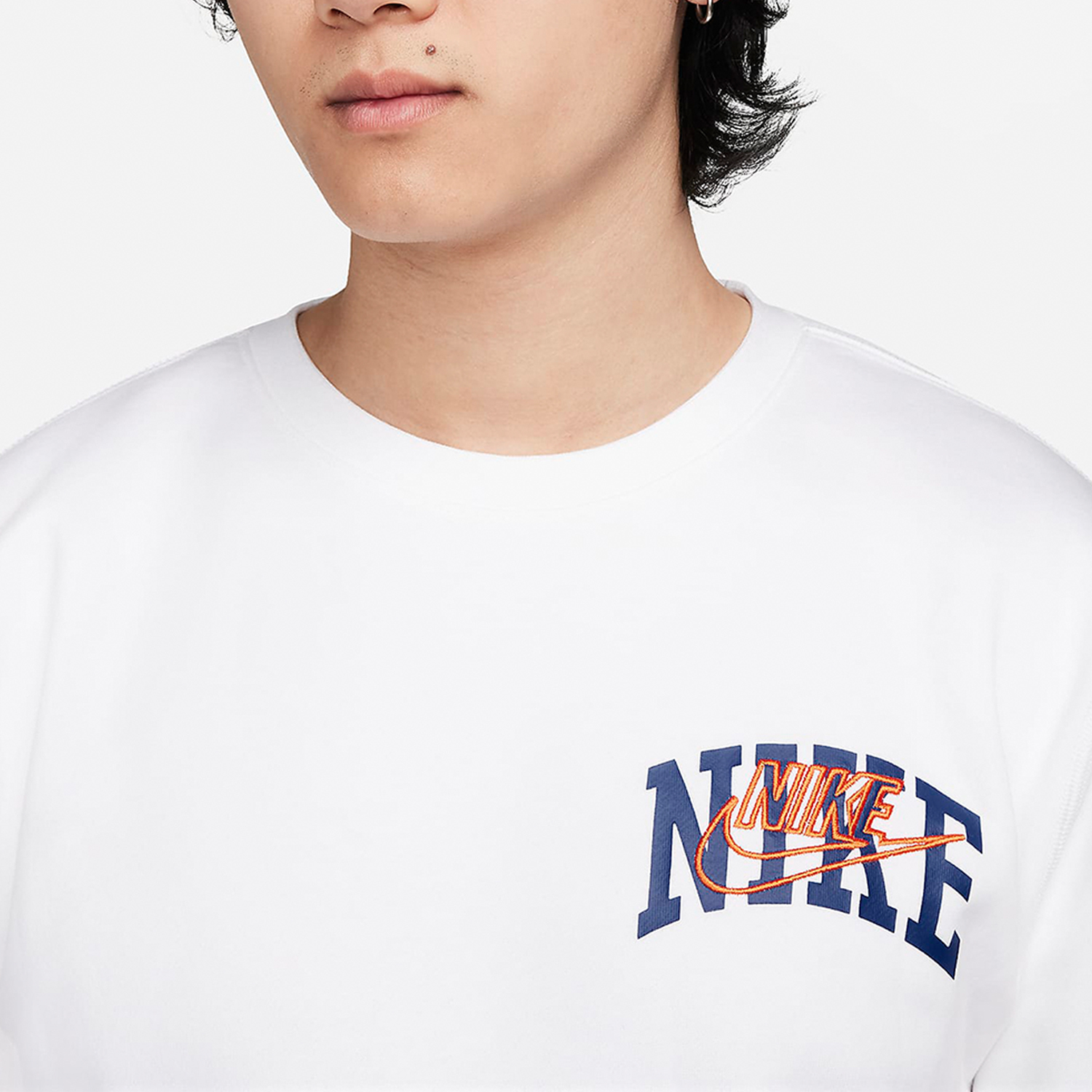 Nike Club Fleece Men's Fleece Lined Round Neck Sports Sweatshirt FV4446-100