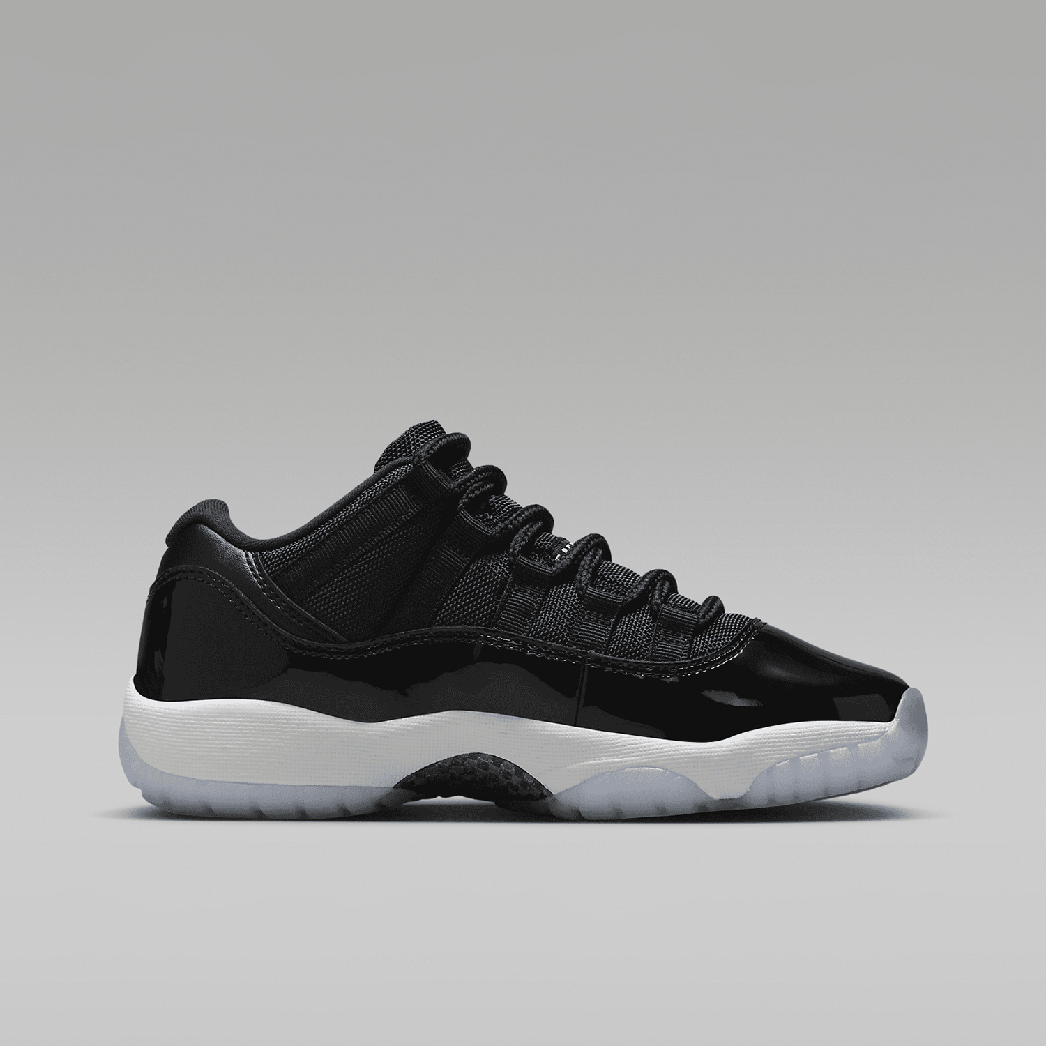Nike Air Jordan 11 GS Women's Basketball Shoe FV5121-004