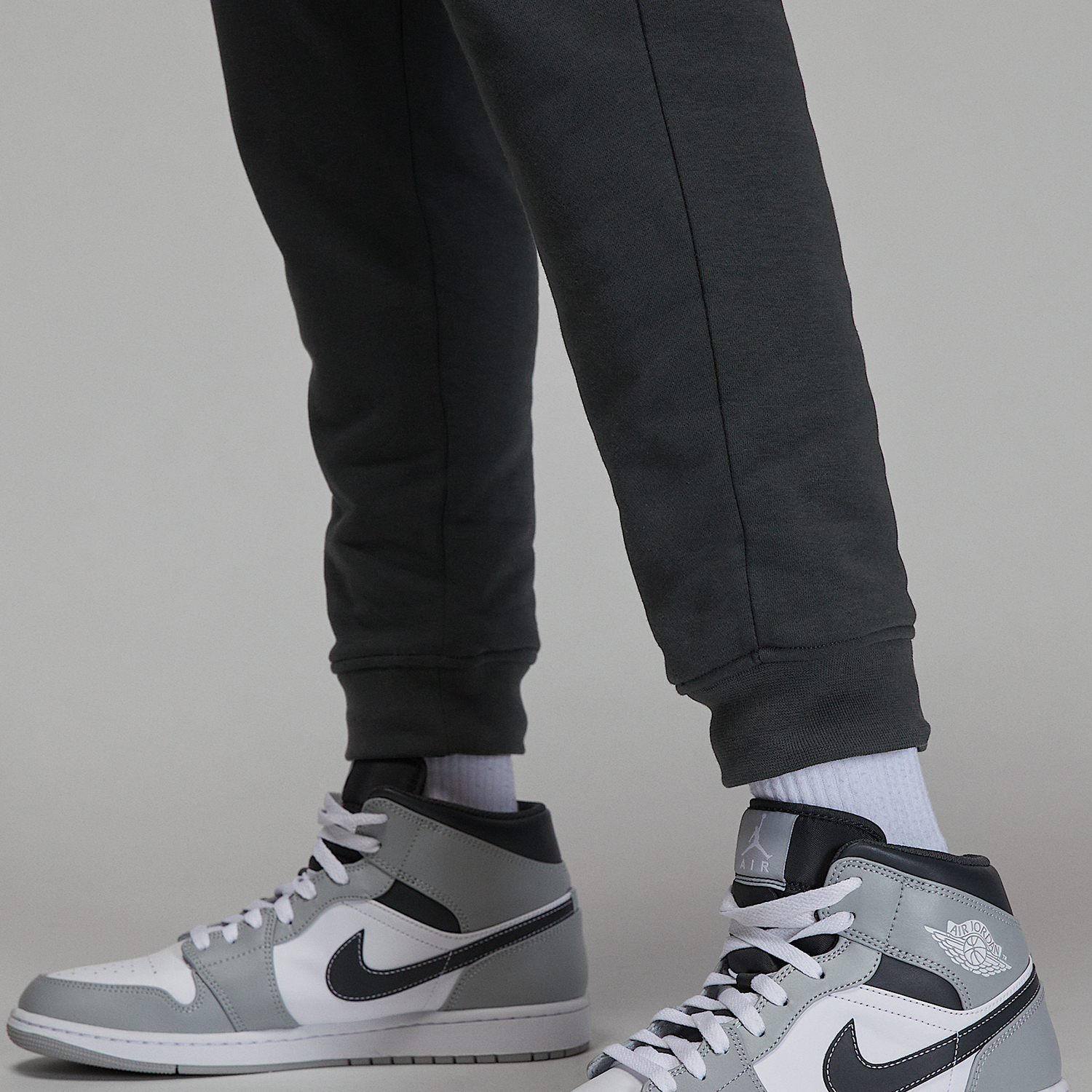 Nike JORDAN Men's Laced Printed Breathable Knitted Trousers DX9719-045