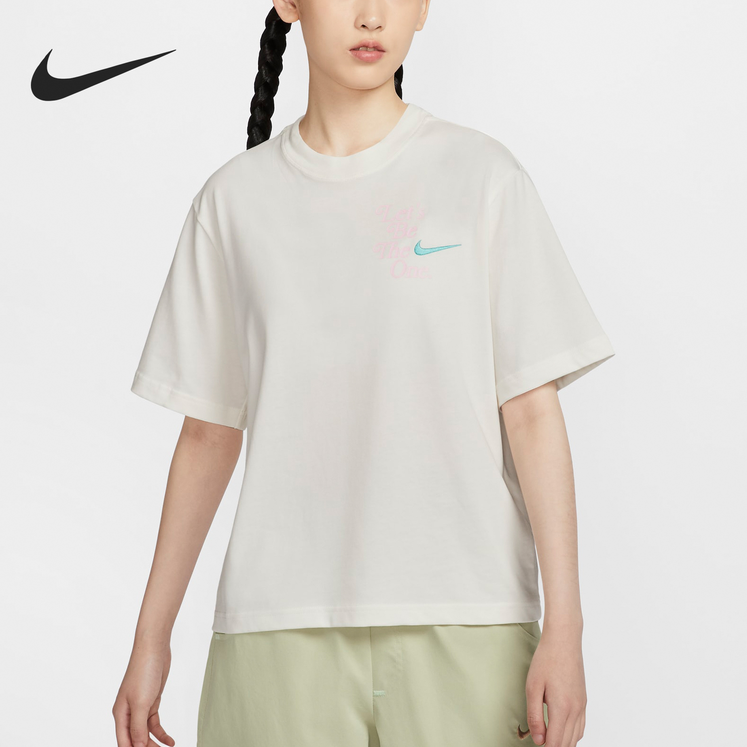 Nike's new women's round neck simple embroidered short sleeved T-shirt HM4581-133