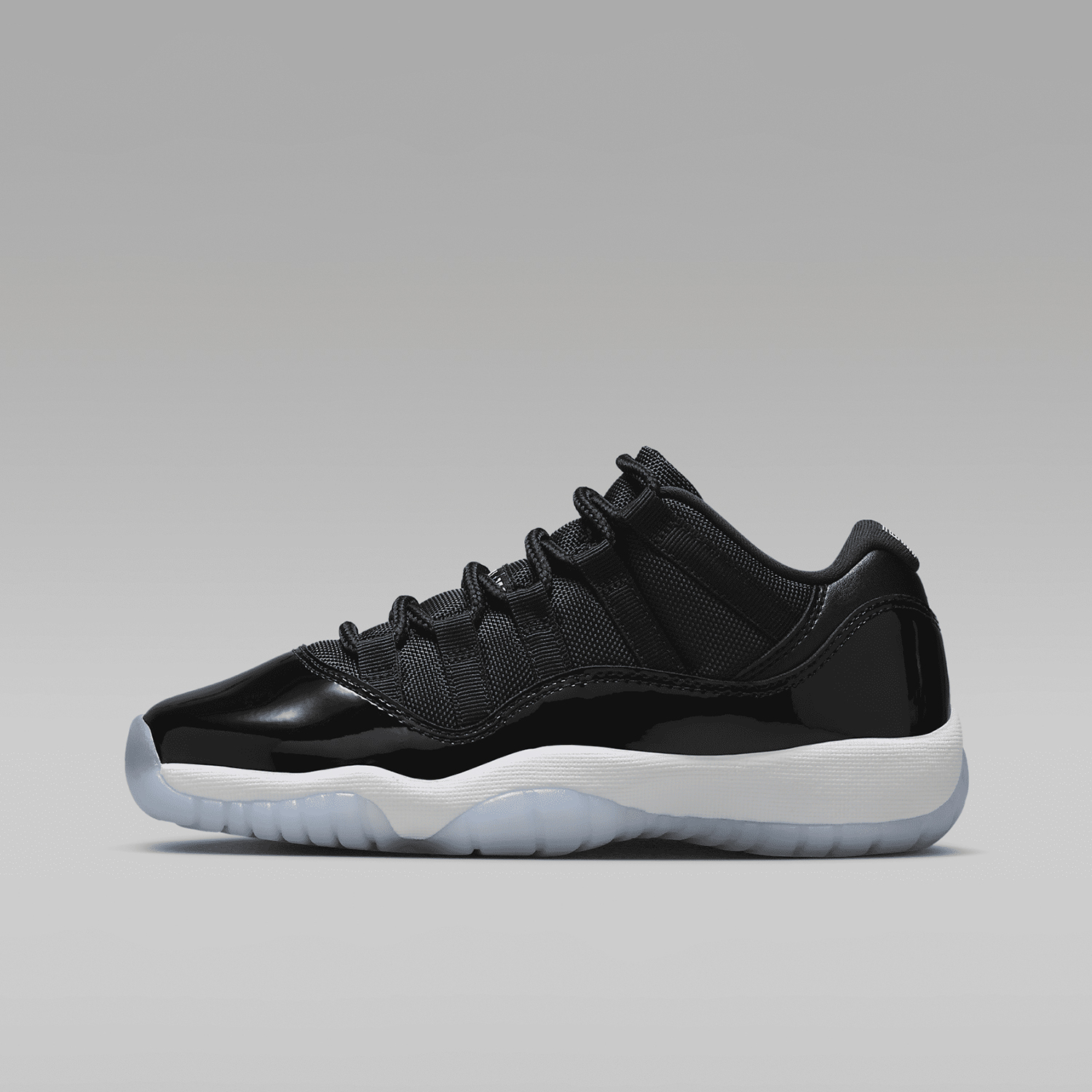 Nike Air Jordan 11 GS Women's Basketball Shoe FV5121-004