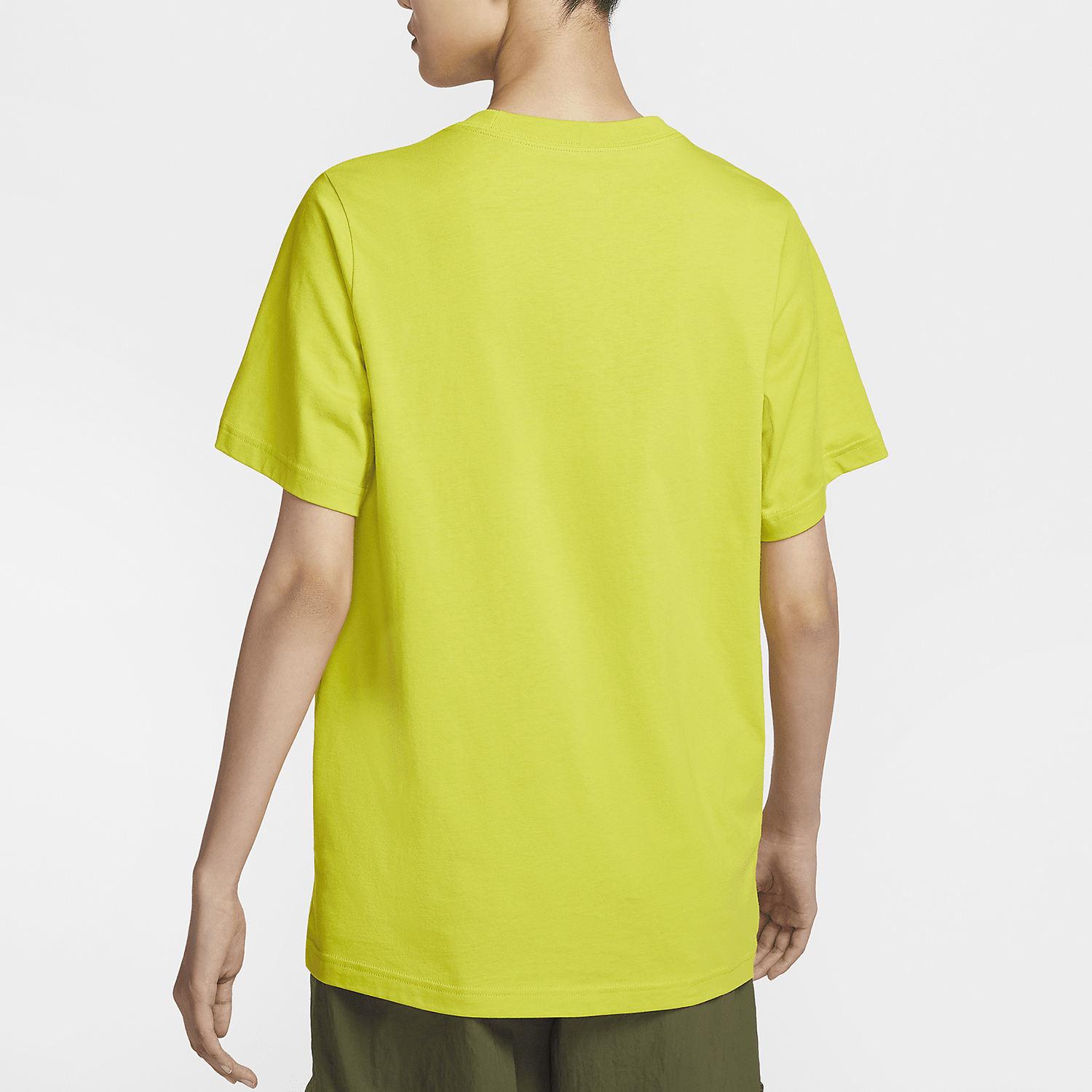 Nike Women's New Season Loose Fit Breathable Casual Short Sleeve FD4150-357