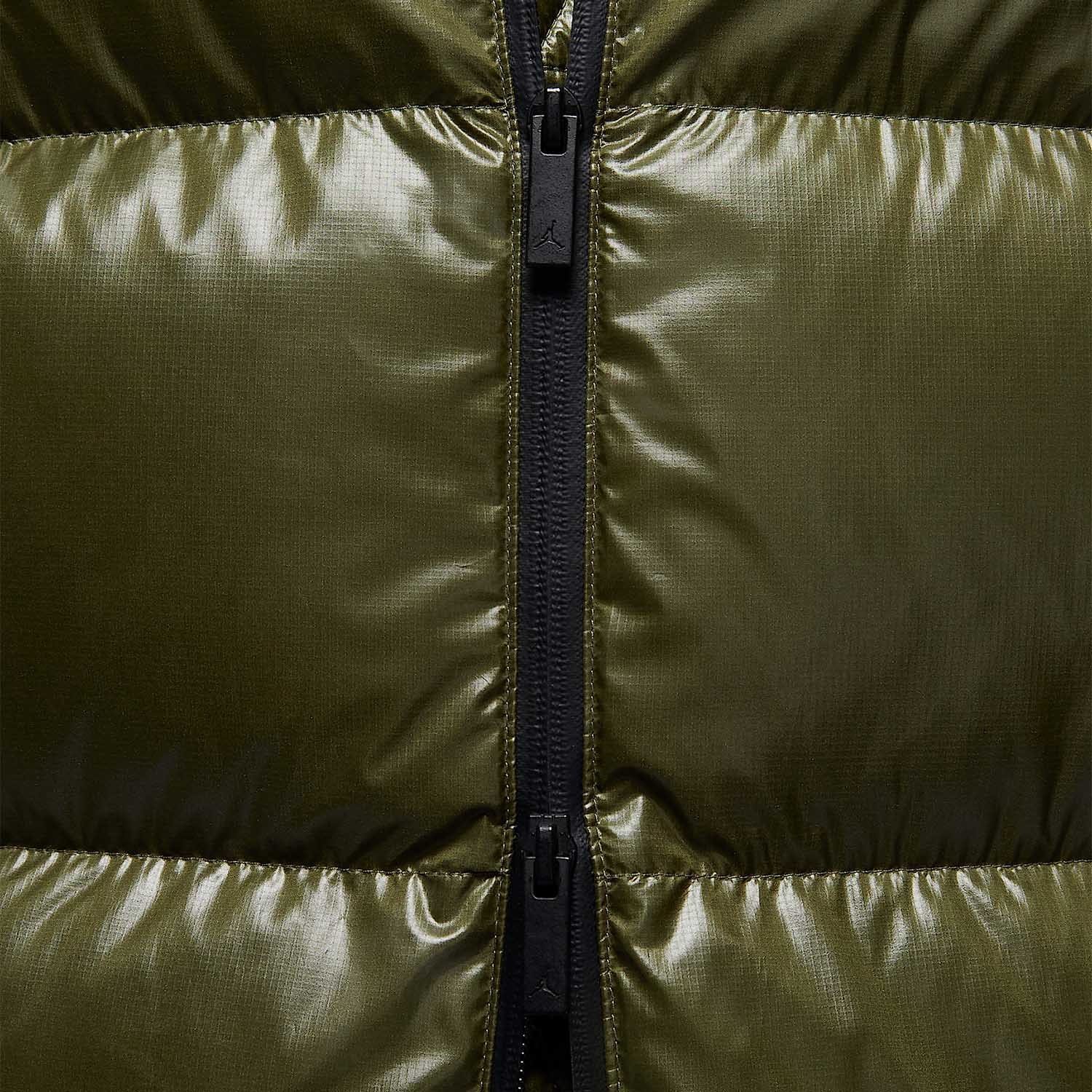 Nike JORDAN Men's Glossy Insulated Stand-up Collar Warm-up Jacket FV7272-222