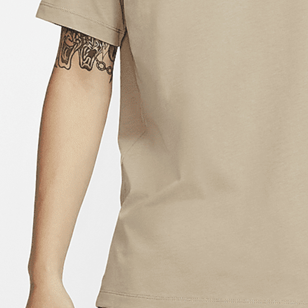 Nike Sportswear Club Men's Embroidered Soft T-Shirt AR4999-248