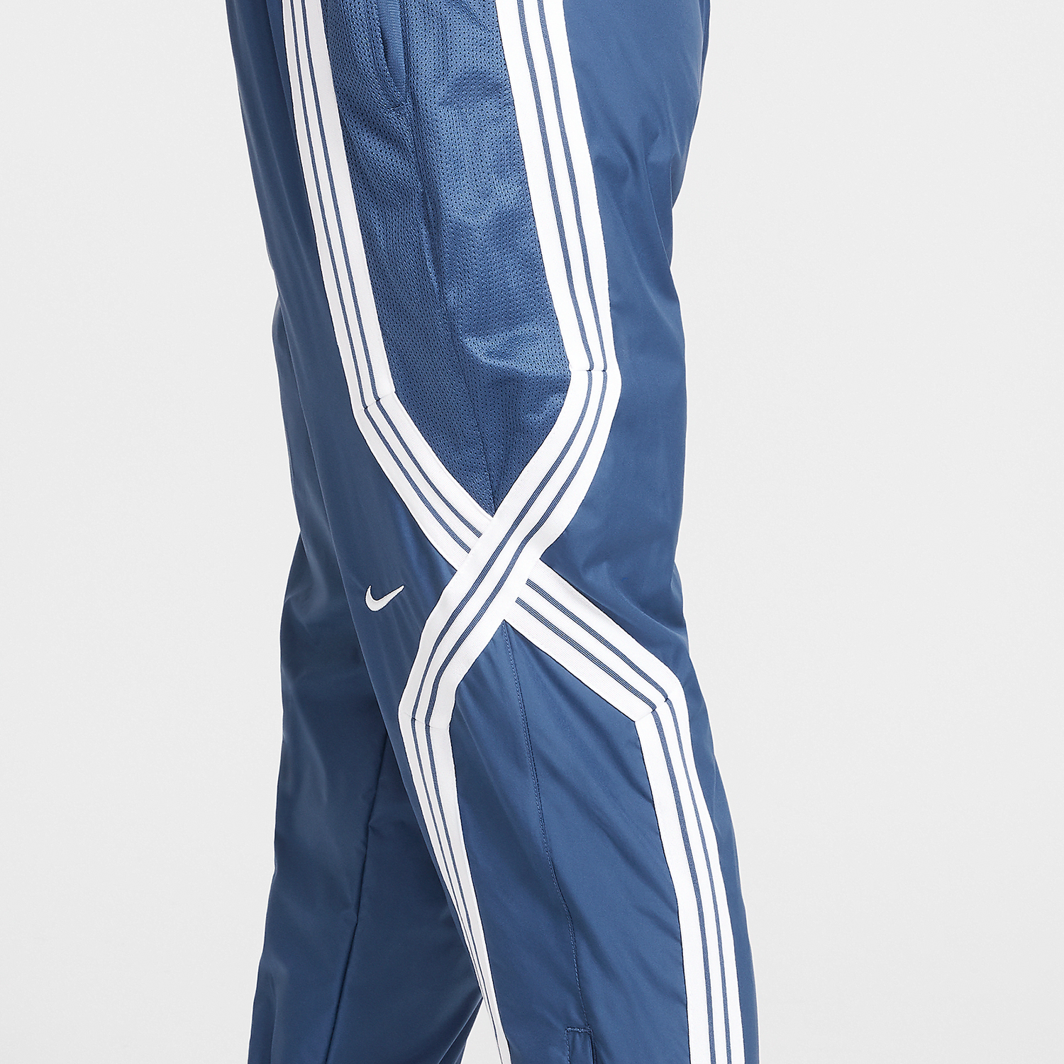 Nike Autumn New Large Woven Loose Basketball Pants FZ5237-461