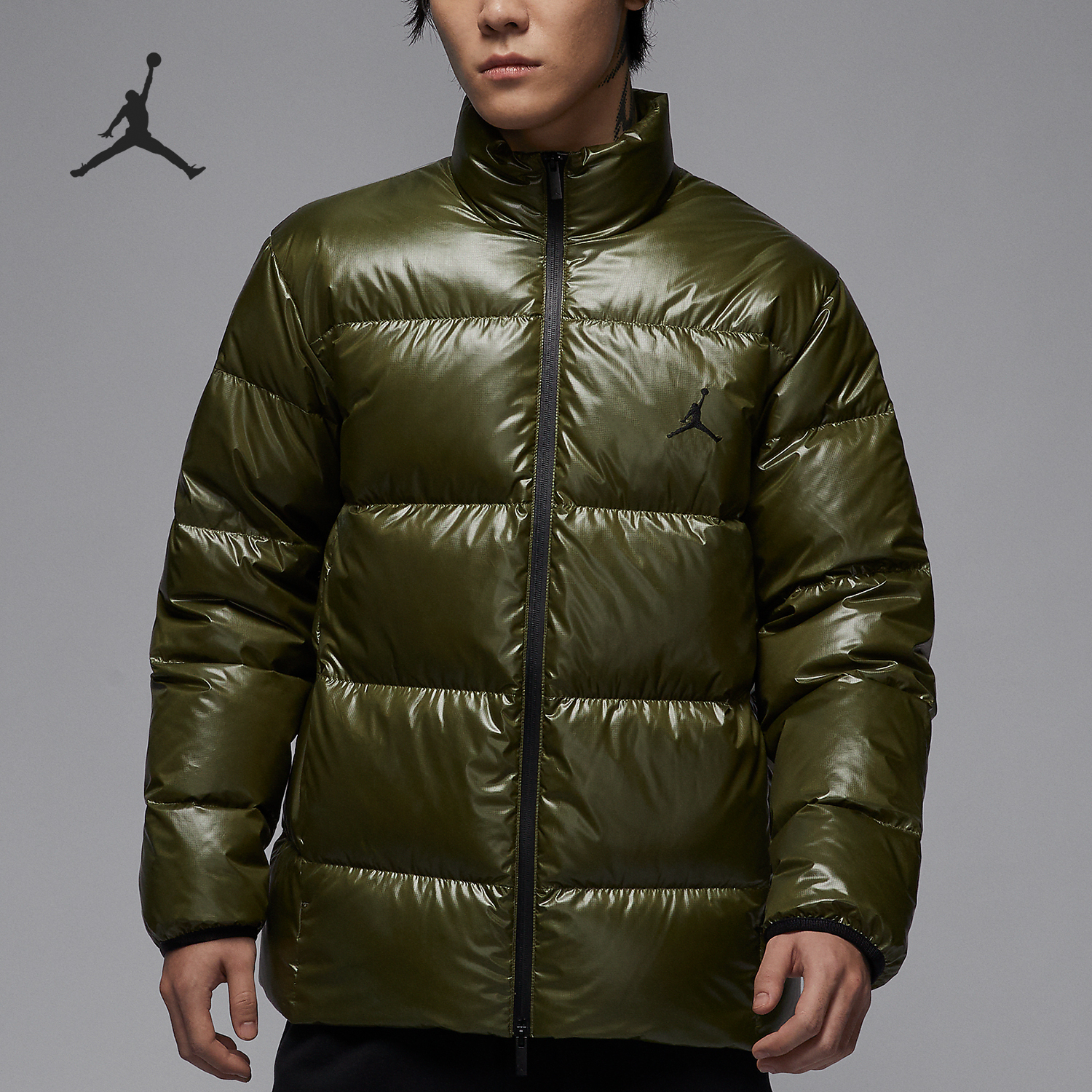Nike JORDAN Men's Glossy Insulated Stand-up Collar Warm-up Jacket FV7272-222