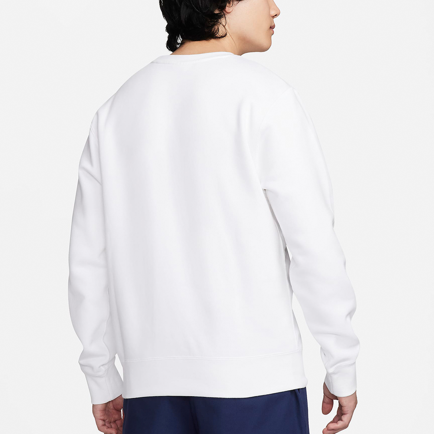 Nike Club Fleece Men's Fleece Lined Round Neck Sports Sweatshirt FV4446-100