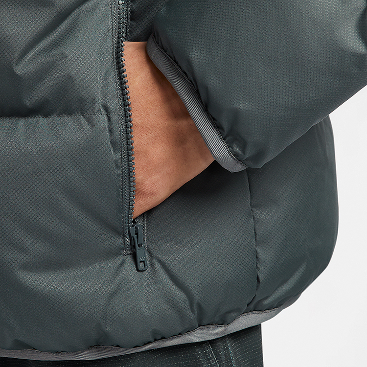 Nike genuine Club Therma FIT Men's Warm Loose Down Jacket FZ5029-068