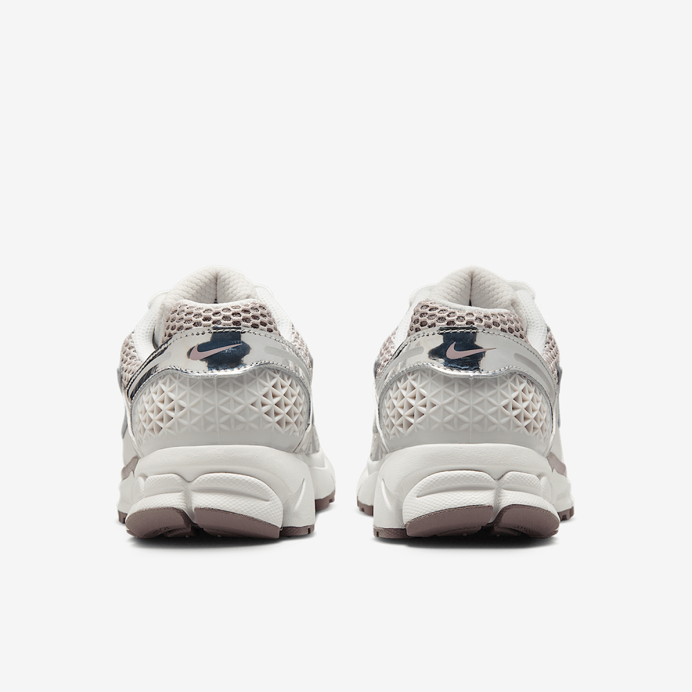 Nike genuine New Women's Lightweight Thick Bottom Breathable and Comfortable Running Shoes HV6417-001