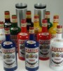 变多的彩色酒瓶(12个)--双桶出12个彩色酒瓶(可以倒出酒)