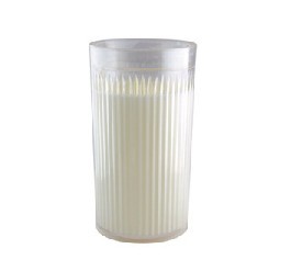 小型牛奶杯