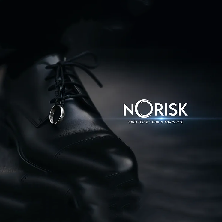 戒指飞渡入鞋带 Norisk by Chris Torrente