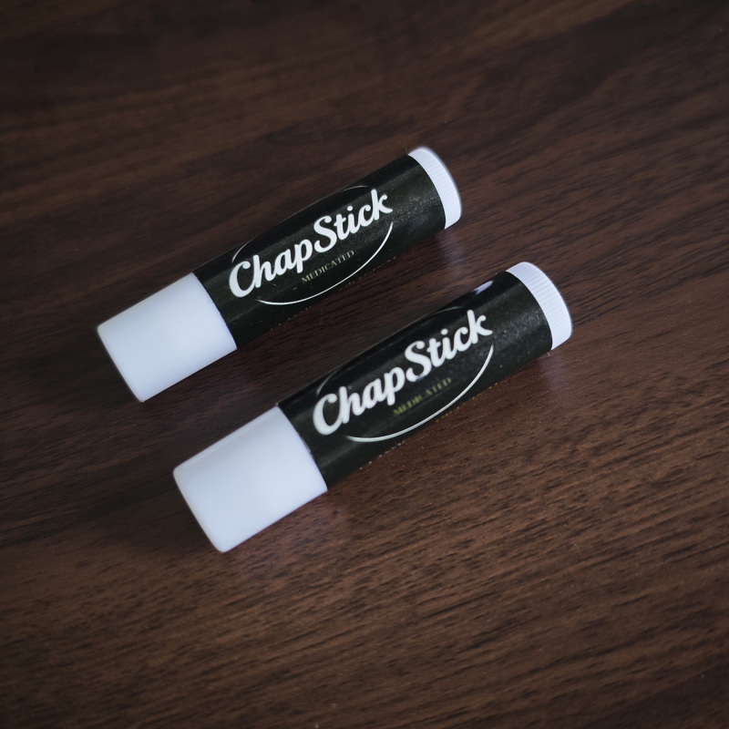 润唇膏穿钞票 Smooth by Nicholas Lawrence