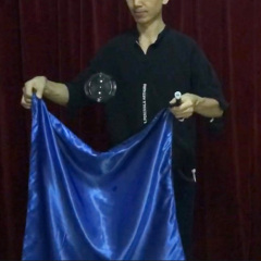 漂浮泡泡球(Zombie Bubble Ball)