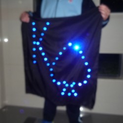 蓝光亮灯布(黑桃K) Blue Light Cloth - Spade K