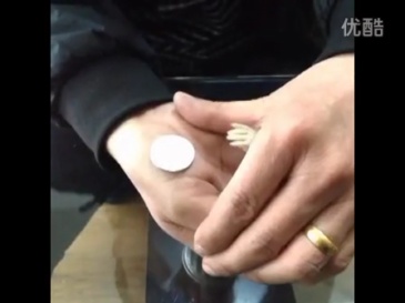 刘谦魔术(Michael Ammar The Little Hand) 小手(小鬼之手)不含硬币