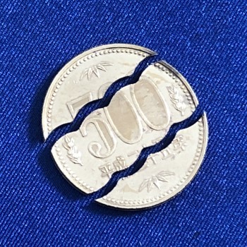 日币瓶币(日币三折币)500日元 Folding Coin - 500 Yen (Japan)