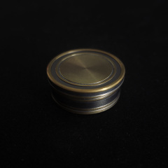 带槽奥吉托钱盒(500日币版本) Slot Box (26.8mm, Brass)