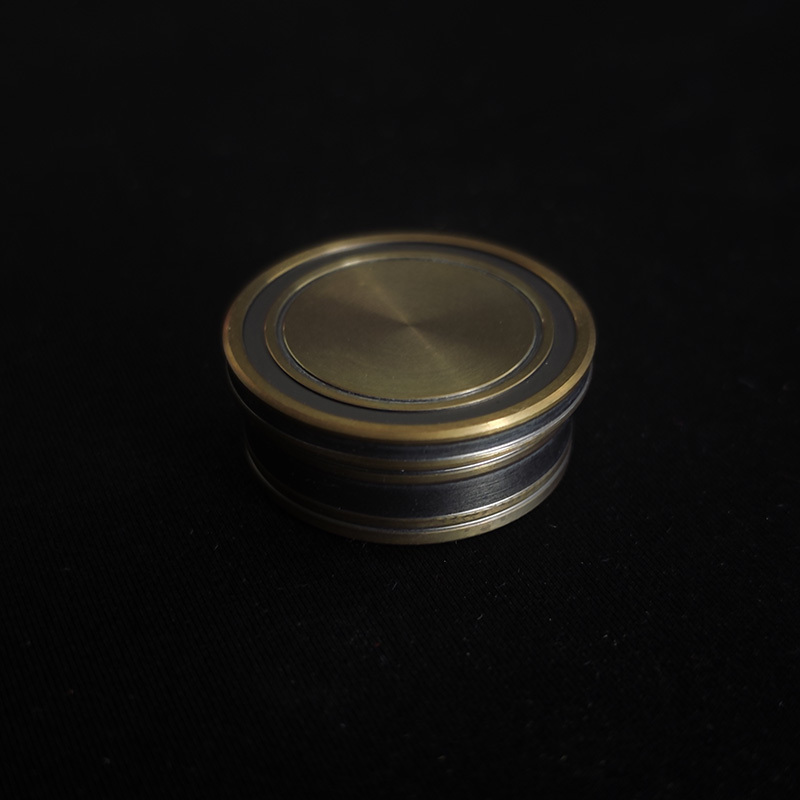 奥吉托钱盒(500日币版本) Okito Box (26.8mm, Brass)