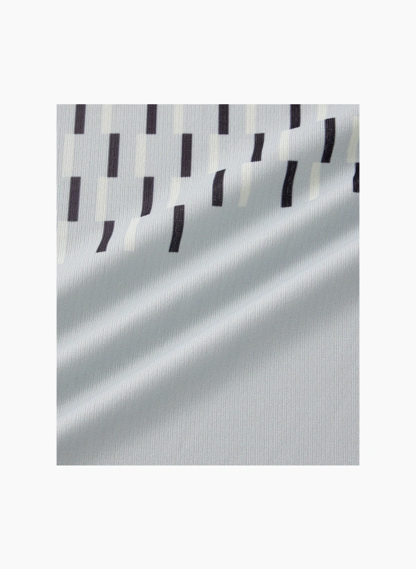 Yonex 10715EX Mens Sleeveless Top Silver Gray color