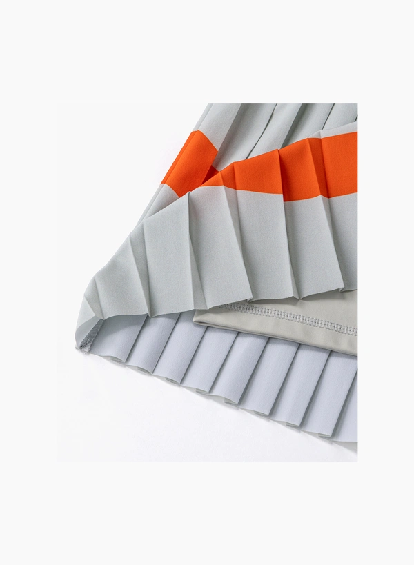 YONEX Women's skirt (with inner shorts).26184 made in Japan , delivery free Color:Silver Gray