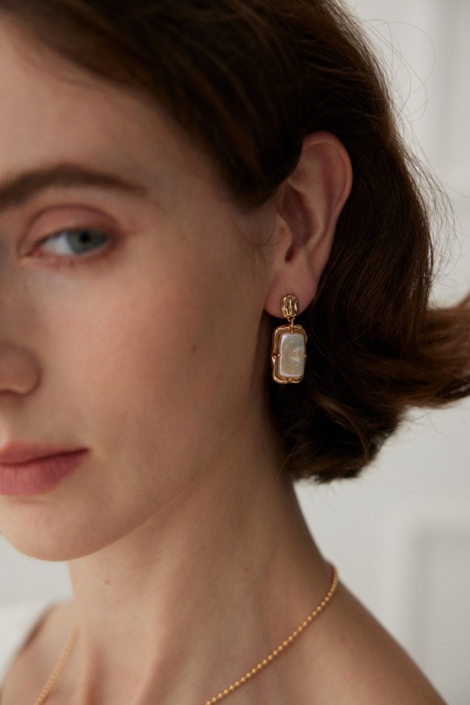 S925 Silver Earrings Inlaid with Natural Pearls