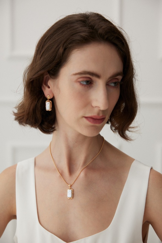 S925 Silver Earrings Inlaid with Natural Pearls