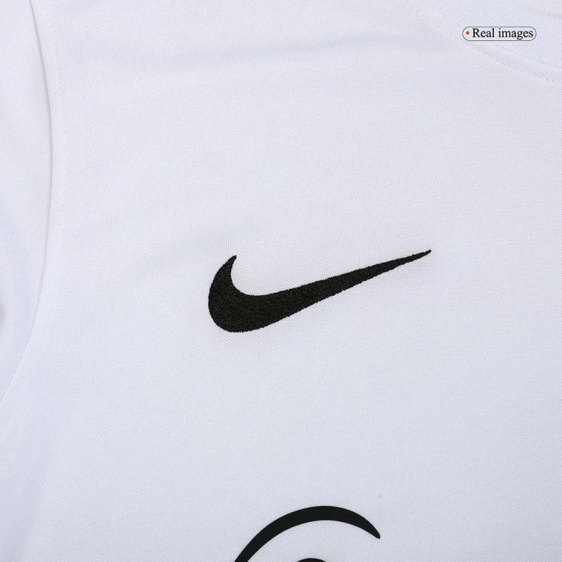 23-24 Eintracht Frankfurt DFB Pokal Final Jersey