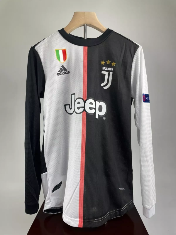 19-20 Cristiano Ronaldo Juventus Home Retro Player Version Soccer Jersey with UCL Patch - Long Sleeve