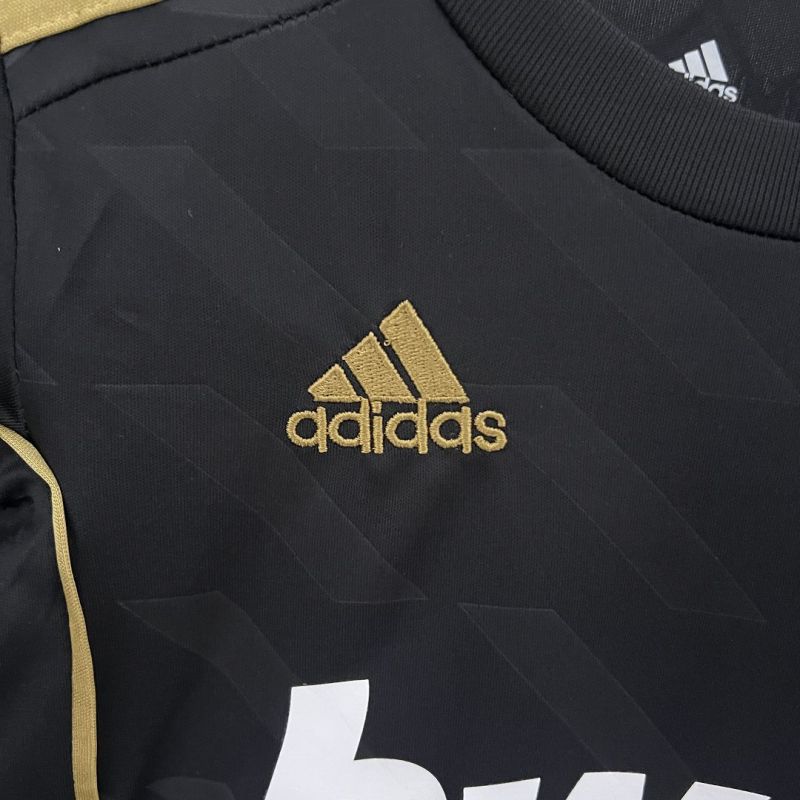 Real Madrid 11-12 Away Retro Kids Kit Football Jersey