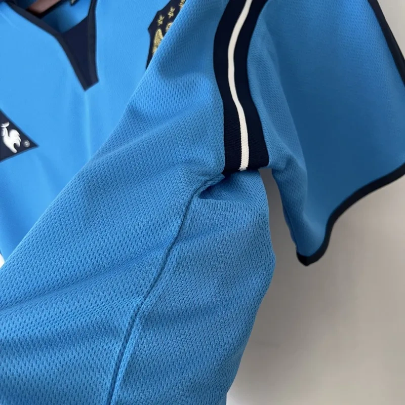 Manchester City 2001/02 Retro Home Jersey