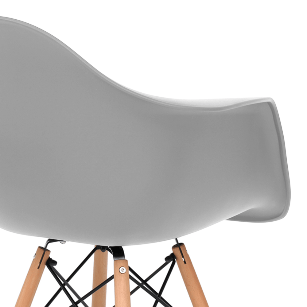 Eames Arm Chair Wood Leg