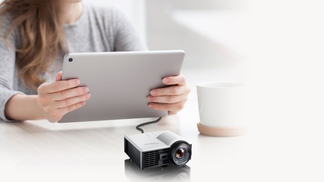 Optoma ML1050STi Projector