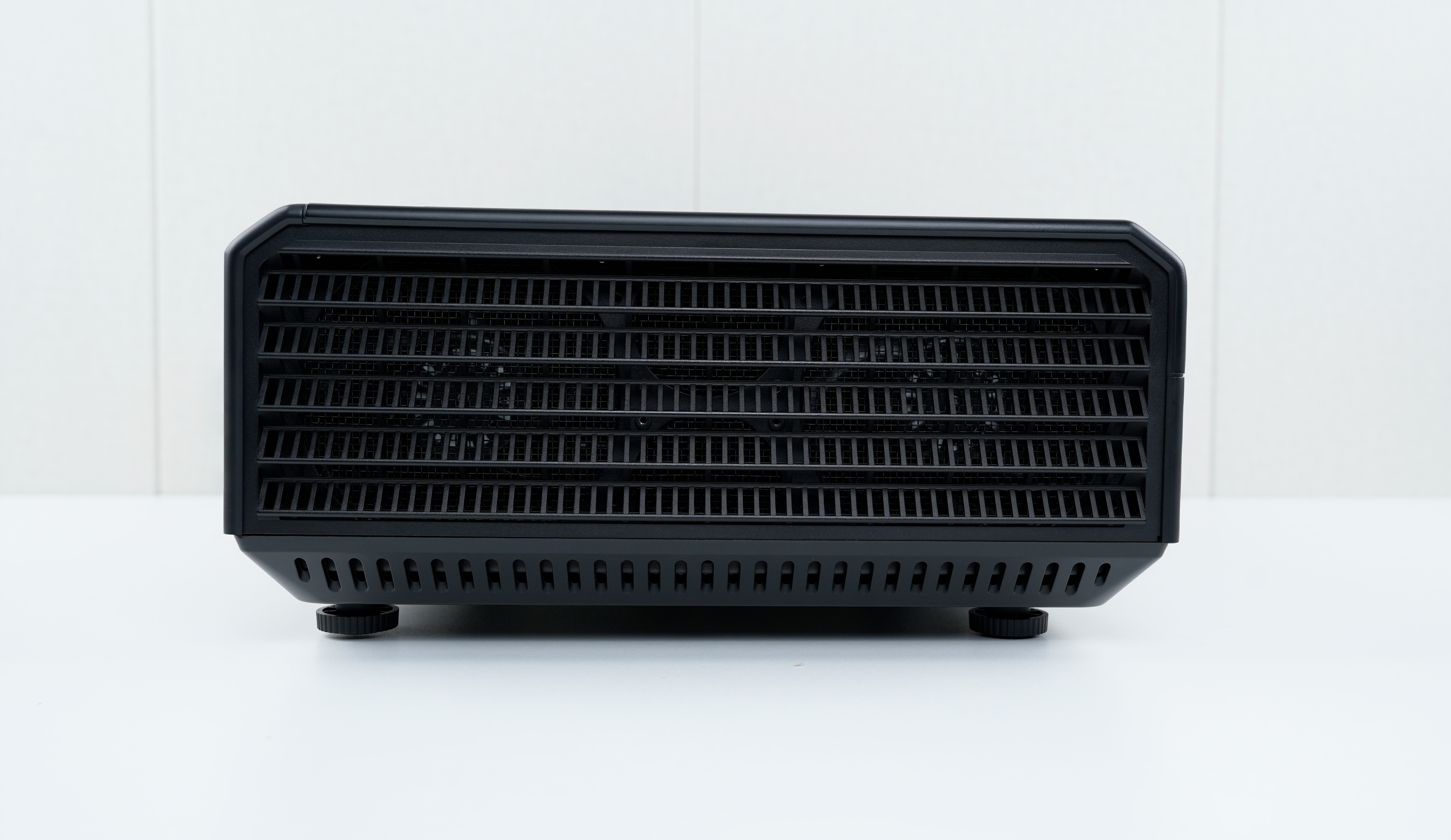 Appotronics AL-DU735A the All/New D Series Laser Installation Projector