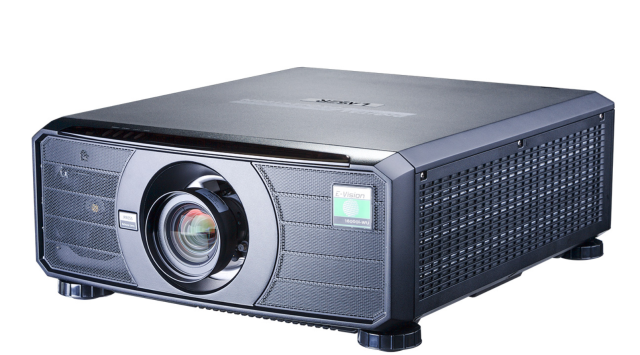 Digital E-Vision 10000i 4K+ RGB The new E-Vision 10000i shares the same advanced capabilities usually reserved for high-end 3-Chip products